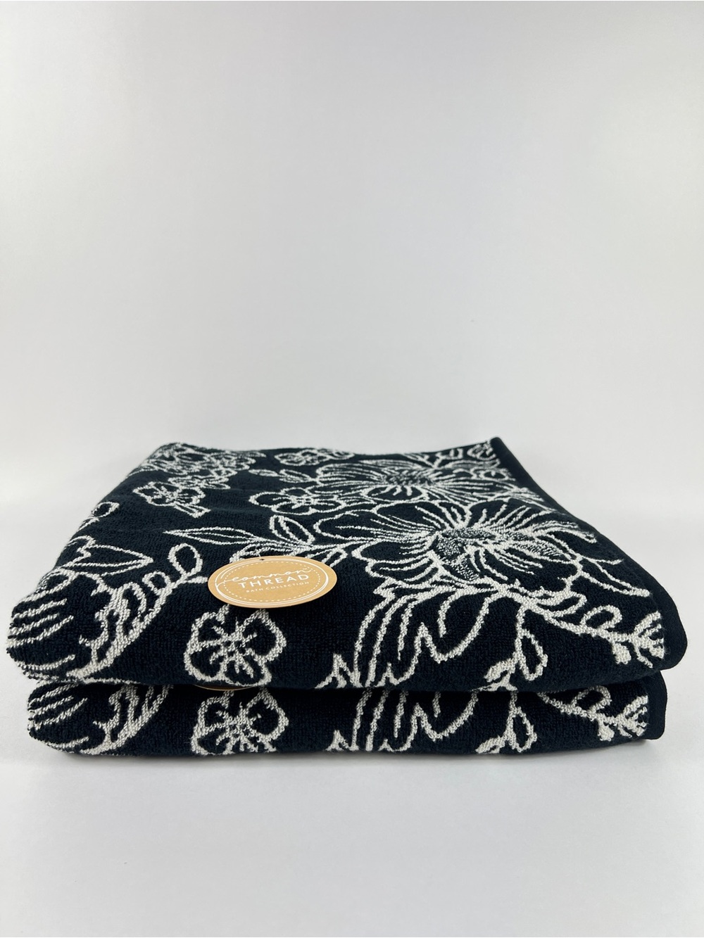 Common Thread Bath Towel Set Bold Black Cream Floral Soft Cotton 2 Pc NEW